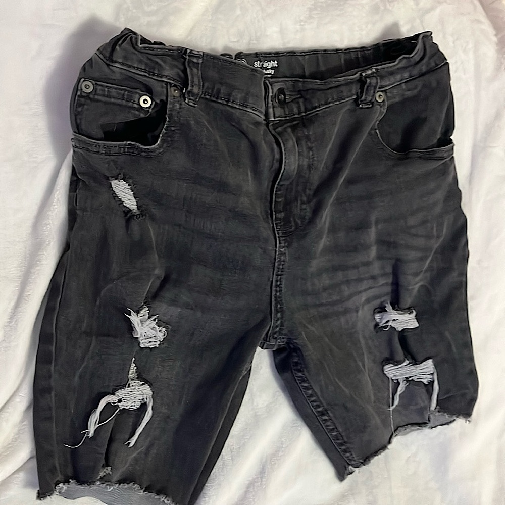 Selling XL high-waisted Wonder Nation shorts.